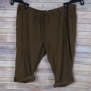 Essentials Brown desstresed Capri Plus Size 30/32